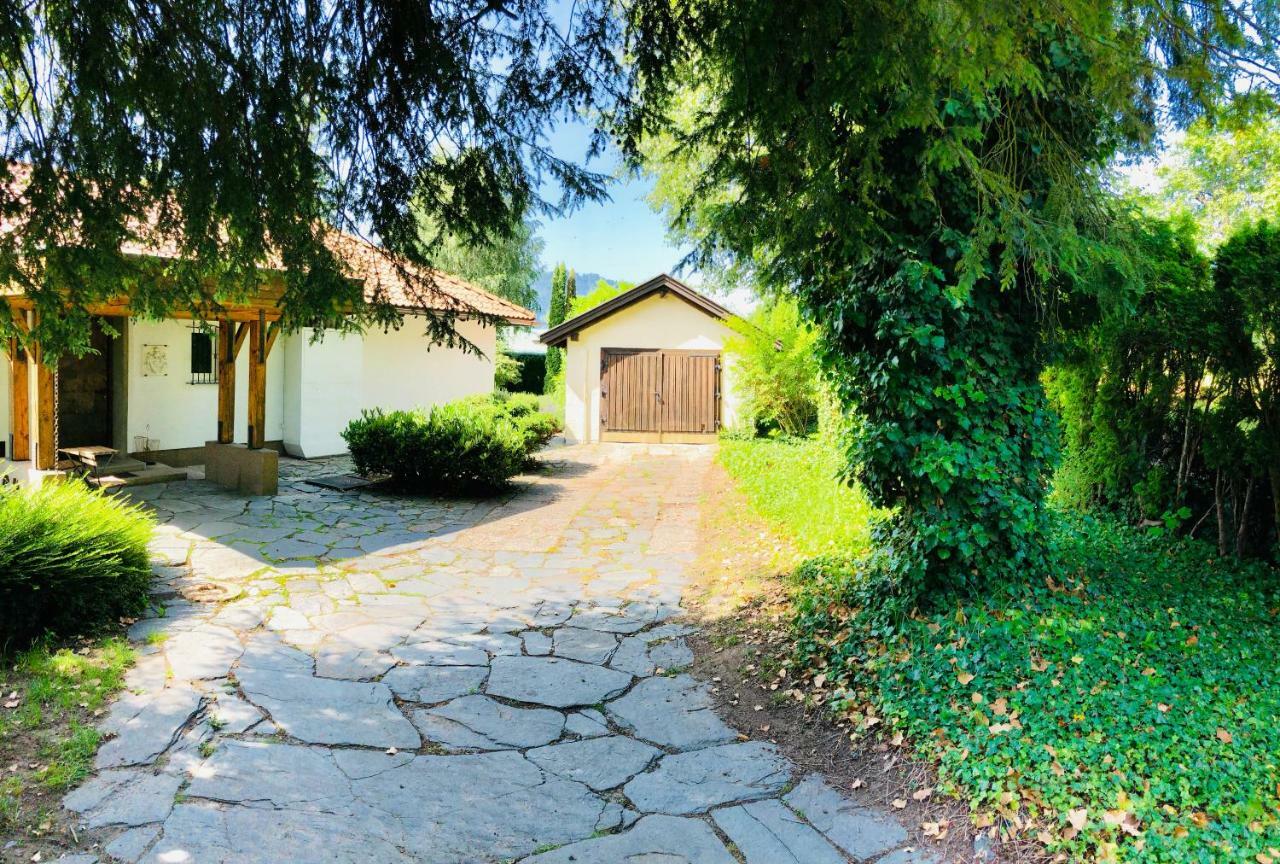 Villa Am *